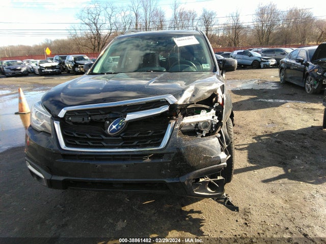 Subaru Forester 2.5i Limited 2017 JF2SJARC0HH537832 Image 6