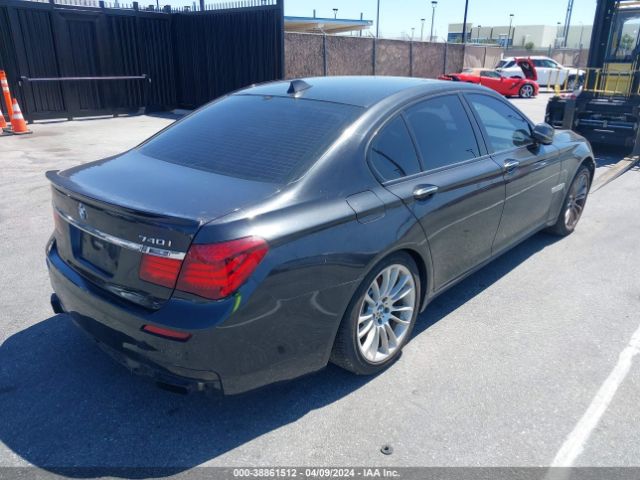2013 BMW 740I WBAYA6C5XDD143592 Photo 3