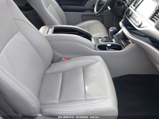 Toyota Highlander Xle 2019 5TDJZRFH0KS601355 Image 5