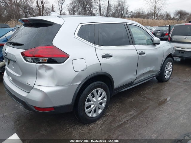 Nissan ROGUE S 2017 JN8AT2MV2HW005615 Image 4