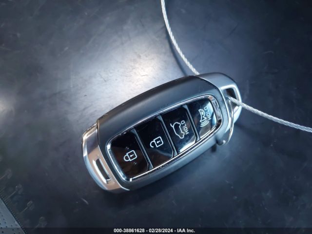 KM8K33A51JU138048 Hyundai Kona Limited