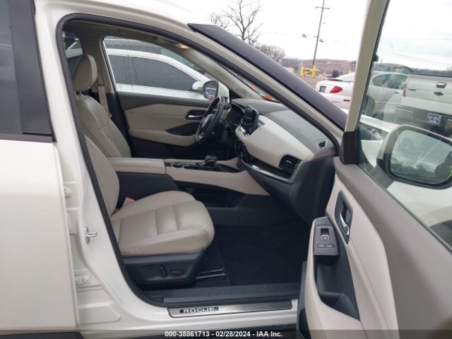 5N1BT3CB3NC733451 Nissan Rogue Sl Intelligent Awd