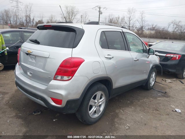 Chevrolet Trax Lt 2018 KL7CJLSB7JB678371 Image 4