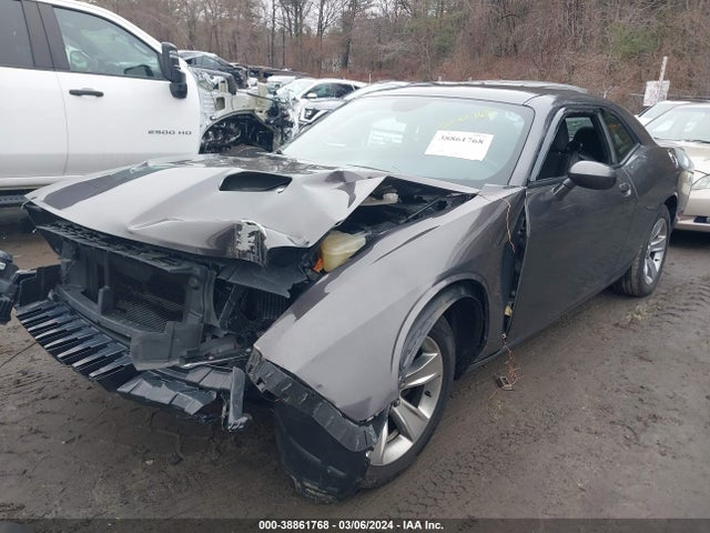 Dodge Challenger Sxt 2018 2C3CDZAG0JH241978 Image 2
