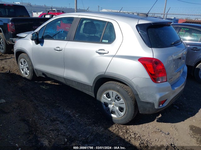 Chevrolet TRAX LS 2018 3GNCJKSBXJL297844 Image 3