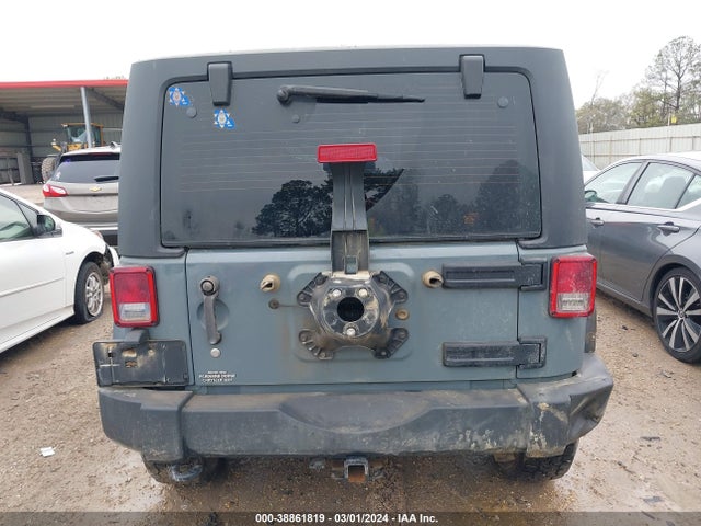 1C4AJWAG4EL305457 Jeep Wrangler Sport