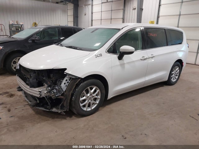 2C4RC1CG3MR558367 Chrysler Voyager Lx