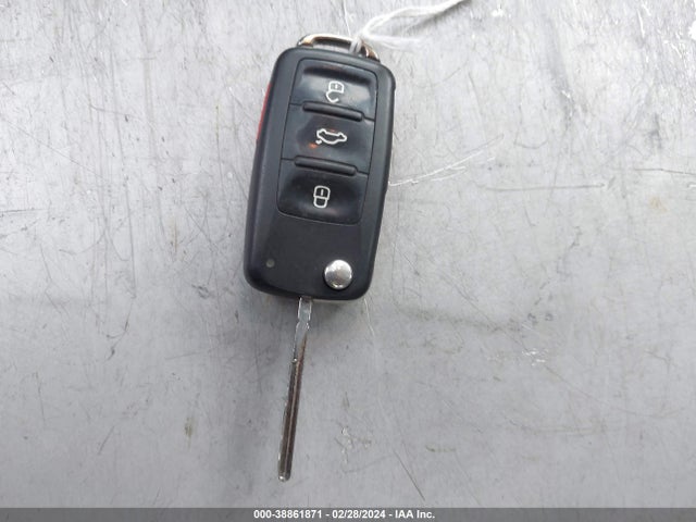 1VWBS7A3XGC031296 Volkswagen Passat 1.8t Se