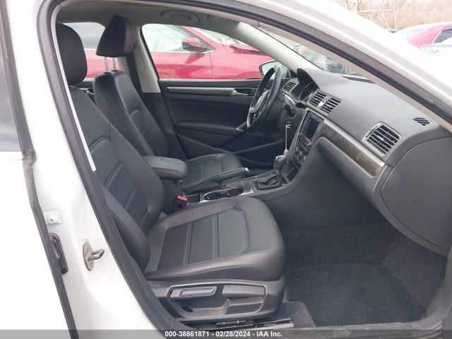 1VWBS7A3XGC031296 Volkswagen Passat 1.8t Se