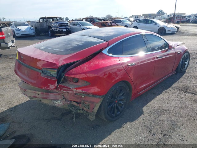 Tesla Model S 60/75 2017 5YJSA1E16HF189568 Image 4
