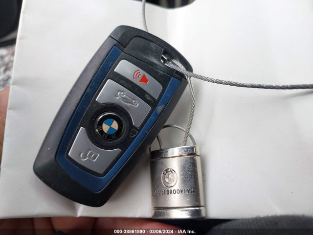 WBA7F2C58GG418398 BMW 750i Xdrive