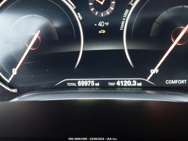 WBA7F2C58GG418398 BMW 750i Xdrive