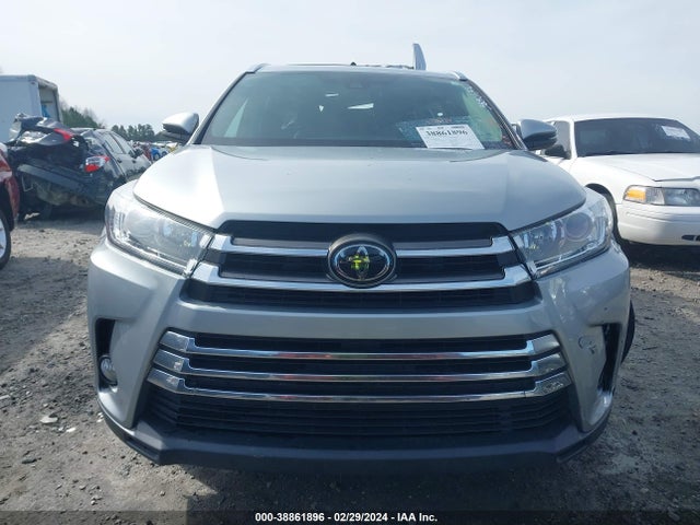Toyota Highlander Limited 2017 5TDDZRFH8HS404181 Image 12