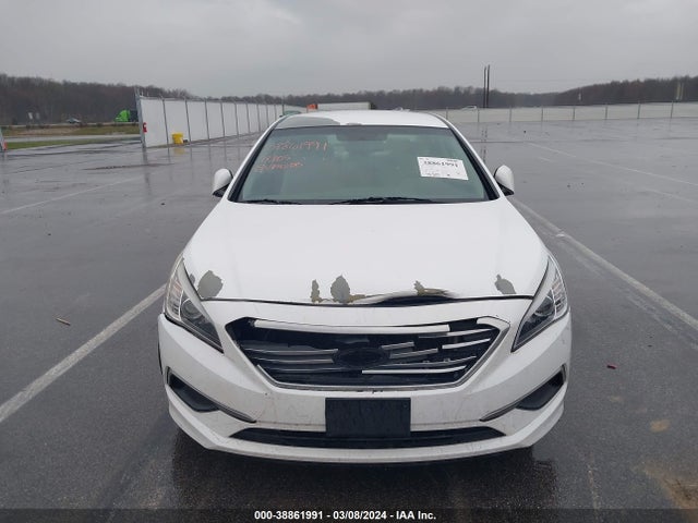Hyundai SONATA SE 2016 5NPE24AF3GH355624 Image 12
