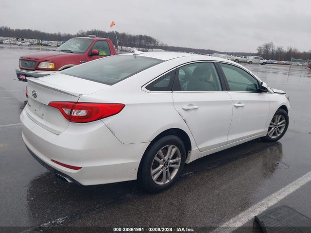 Hyundai SONATA SE 2016 5NPE24AF3GH355624 Image 4