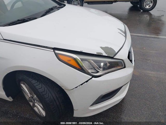 Hyundai SONATA SE 2016 5NPE24AF3GH355624 Image 6