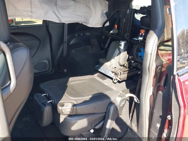 Chrysler Pacifica Touring L 2022 2C4RC1BG7NR112595 Image 8