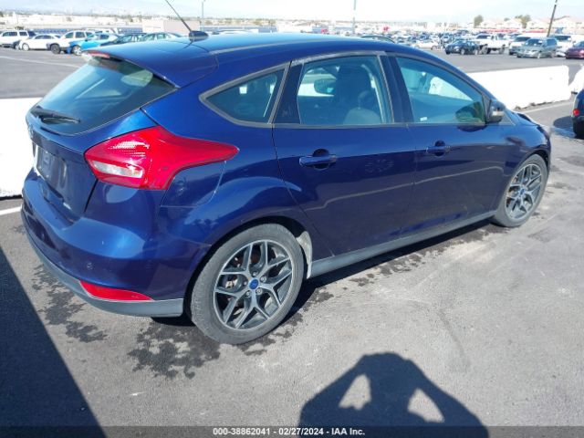 1FADP3M27HL230242 Ford FOCUS SEL
