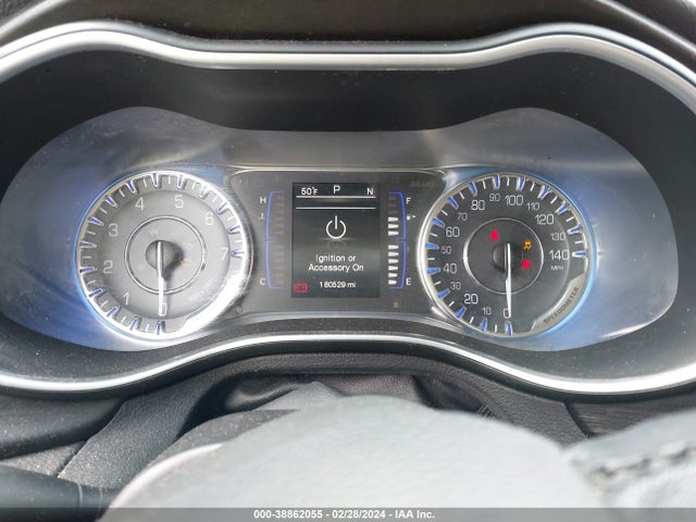 Chrysler 200 Limited 2015 1C3CCCAB0FN677717 Image 7