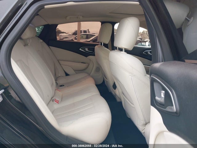 Chrysler 200 Limited 2015 1C3CCCAB0FN677717 Image 8