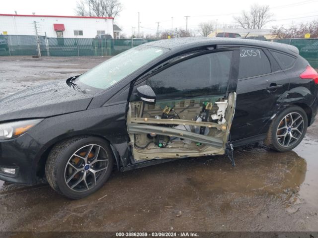 1FADP3M26HL264589 Ford FOCUS SEL