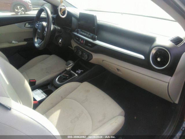 3KPF24AD5NE465336 KIA Forte Lxs