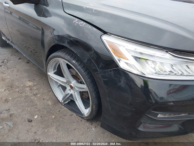 Honda Accord Touring 2016 1HGCR3F99GA012518 Image 20