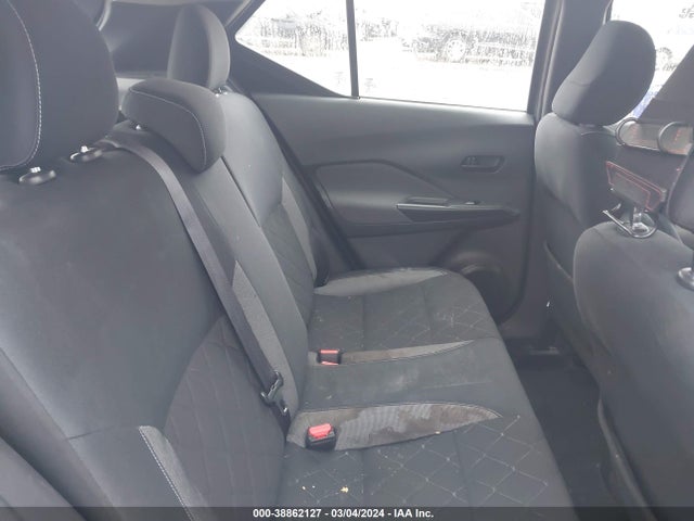 Nissan KICKS S 2018 3N1CP5CU1JL541800 Image 8