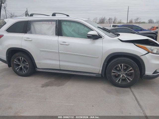 Toyota Highlander Xle V6 2016 5TDKKRFH6GS140887 Image 13