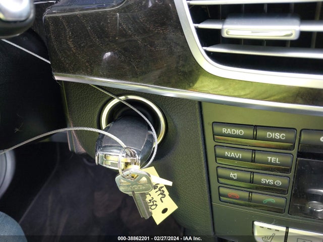 Mercedes-Benz E 350 2014 WDDHF5KB3EA780404 Image 11