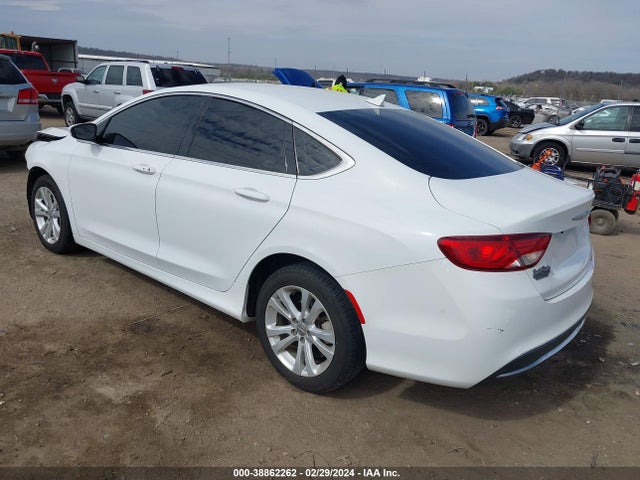Chrysler 200 Limited 2015 1C3CCCABXFN690622 Image 3