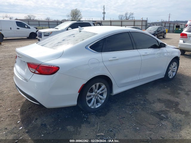 Chrysler 200 Limited 2015 1C3CCCABXFN690622 Image 4