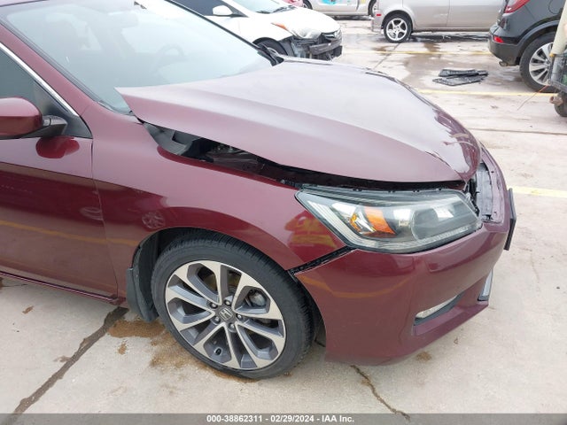 Honda Accord Sport 2015 1HGCR2F54FA011153 Image 18