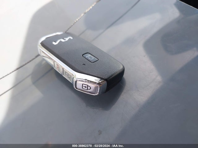 Продажа на аукционе авто 2023 Kia Soul Gt-line, vin: KNDJ53AU9P7851224, номер лота: 38862378