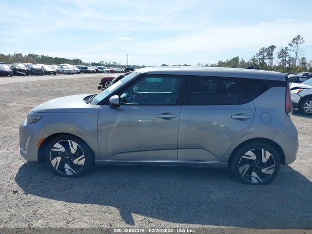 Продажа на аукционе авто 2023 Kia Soul Gt-line, vin: KNDJ53AU9P7851224, номер лота: 38862378
