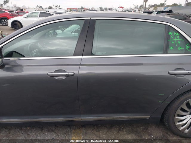 Genesis G90 5.0 Ultimate 2017 KMHG54JH4HU028220 Image 14