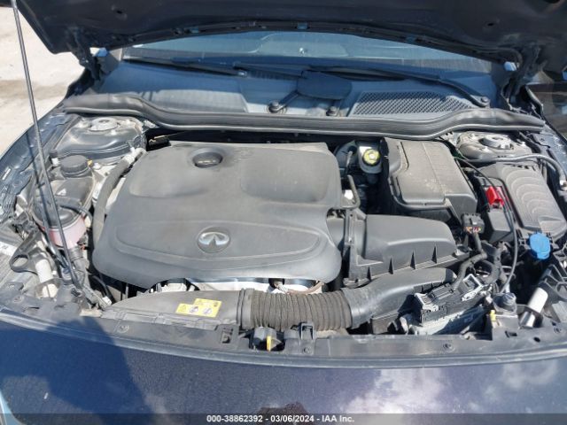 SJKCH5CP1HA022930 Infiniti Qx30 Premium