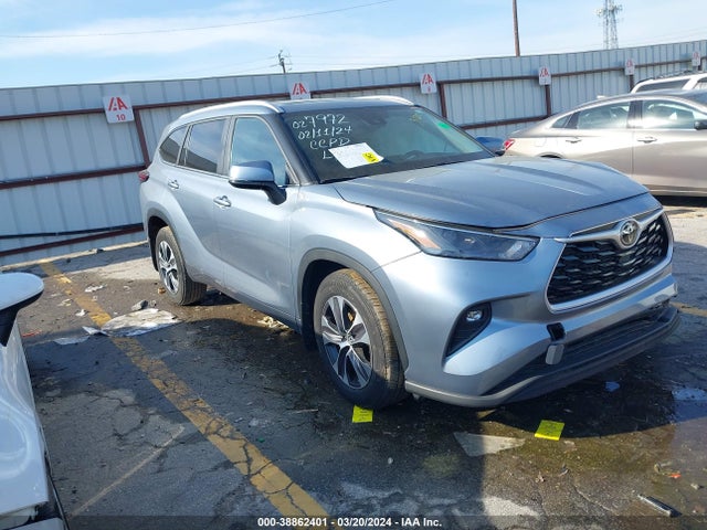 Toyota Highlander Xle 2023 5TDKDRBH2PS027972 Image 1