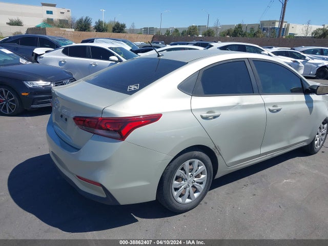 Hyundai ACCENT SE 2018 3KPC24A31JE017678 Image 4