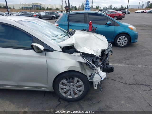 Hyundai ACCENT SE 2018 3KPC24A31JE017678 Image 6