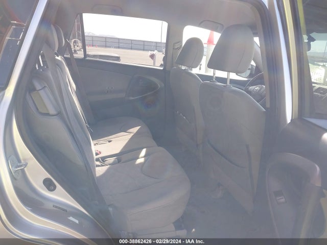 2009 TOYOTA RAV4 VIN: JTMBF35VX95007082