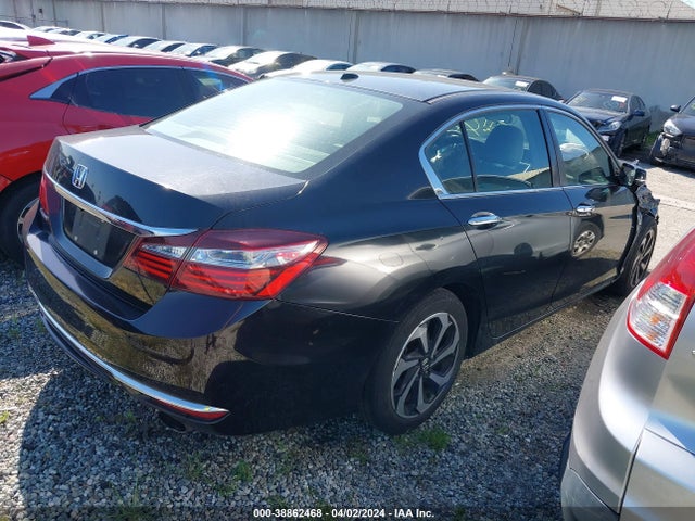 Honda ACCORD EX 2017 1HGCR2F04HA034780 Image 4