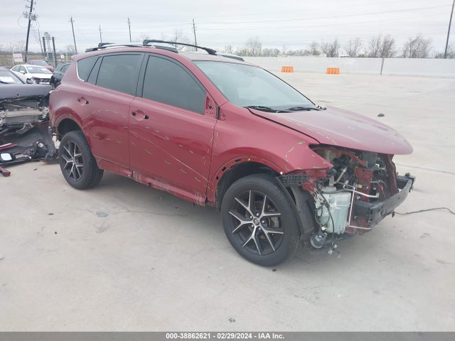 Toyota RAV4 SE 2018 JTMNFREV0JD126818 Image 1