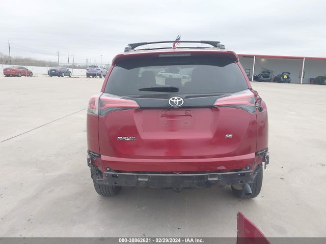 Toyota RAV4 SE 2018 JTMNFREV0JD126818 Image 17