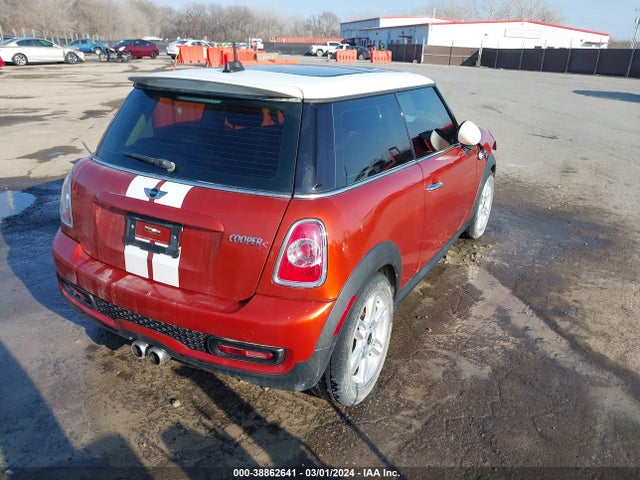 2011 MINI COOPER S WMWSV3C53BTY10255 Photo 3