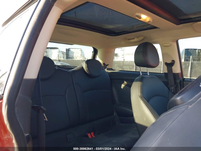 2011 MINI COOPER S WMWSV3C53BTY10255 Photo 7