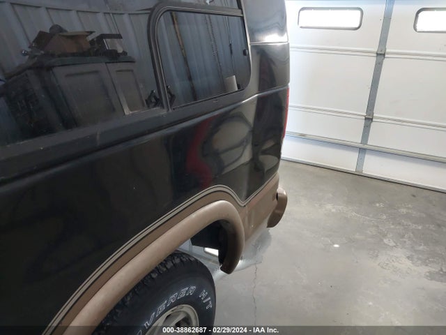 2000 FORD E-150 RECREATIONAL VIN: 1FDRE14W3YHA85633