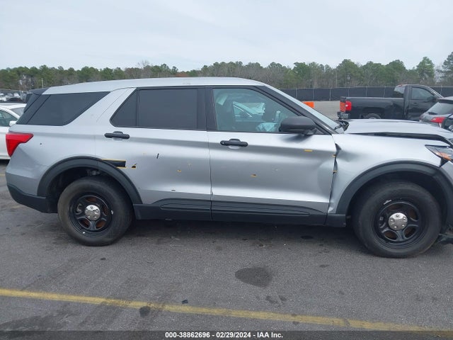 Ford Police Interceptor Utility 2022 1FM5K8AB7NGA51438 Image 13