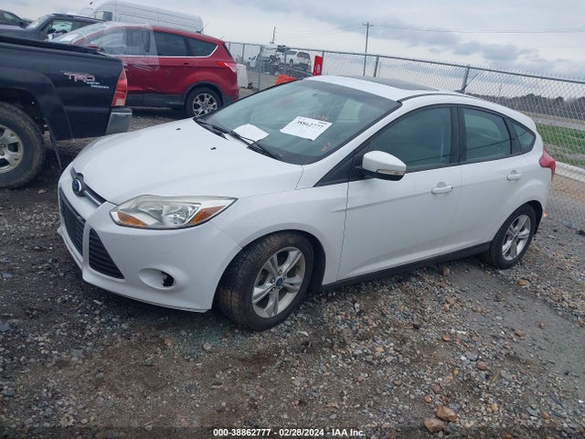 Ford FOCUS SE 2014 1FADP3K27EL367177 Image 2