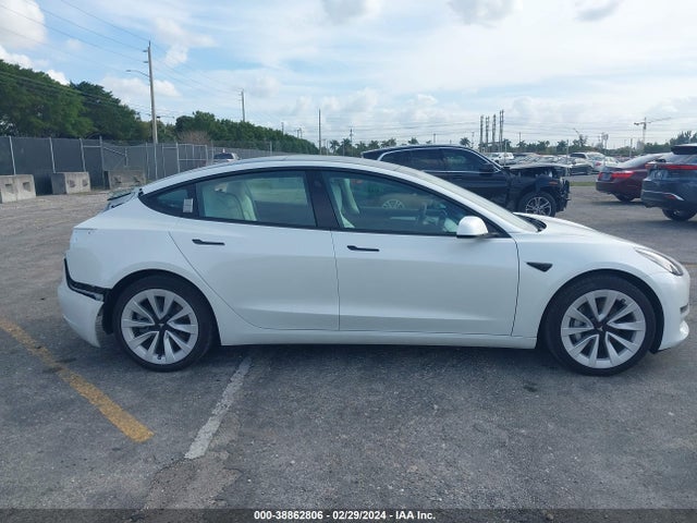 Tesla Model 3 Long Range Dual Motor All-wheel Drive 2022 5YJ3E1EB8NF234202 Image 14